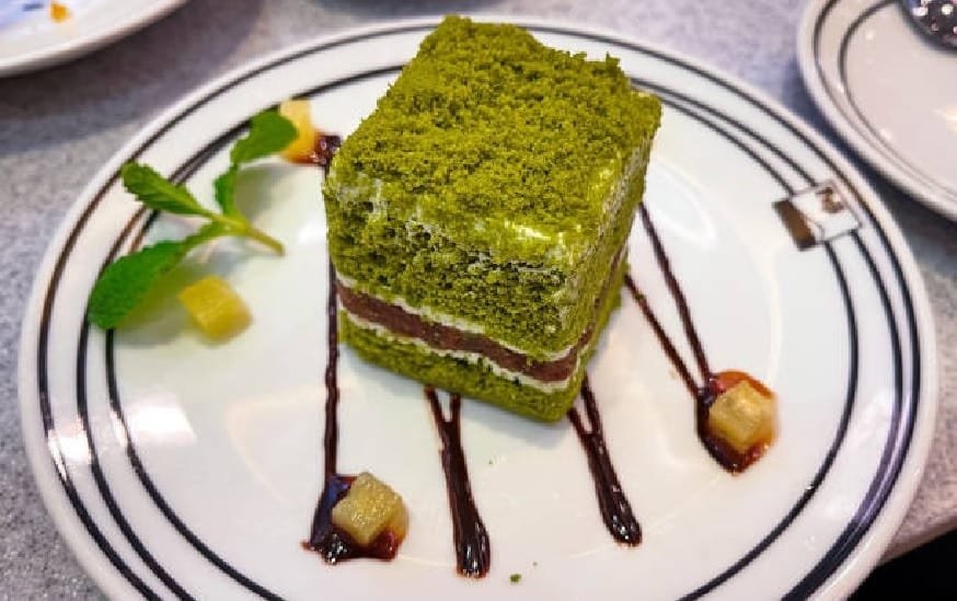 Experience Handcrafted Delights at the Best Artisan Cake Shop in Singapore