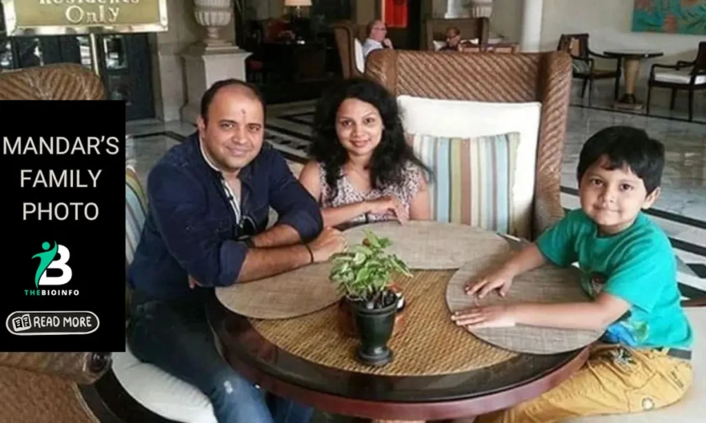 Mandar Chandwadkar Wife and son